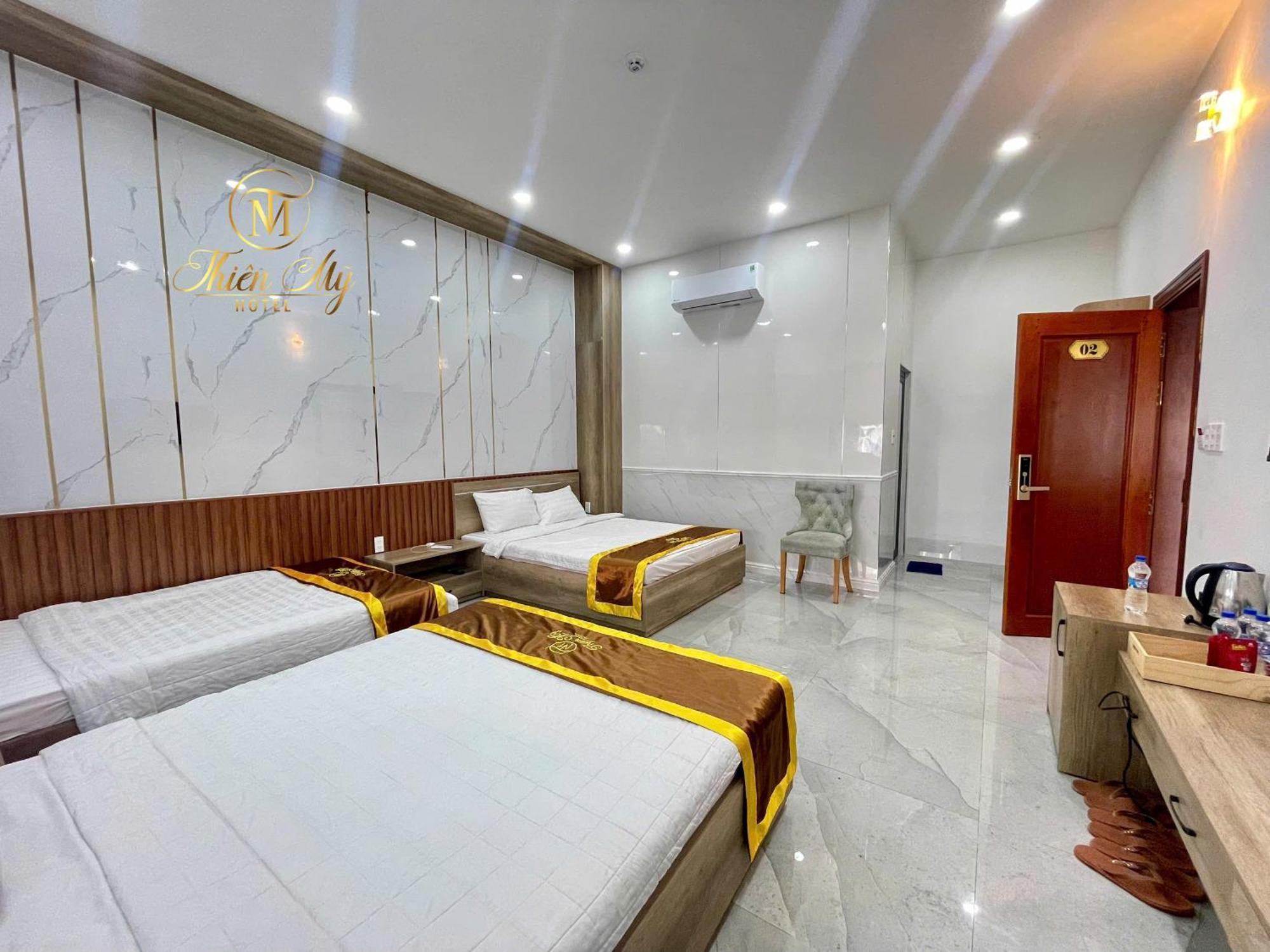 迪石 Khach San Thien My酒店 外观 照片
